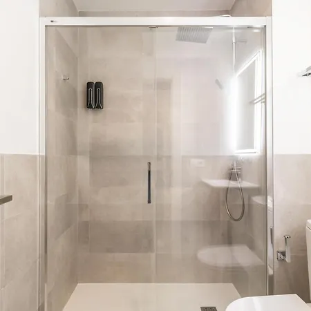 Modern In The Heart Of By Rems Daire